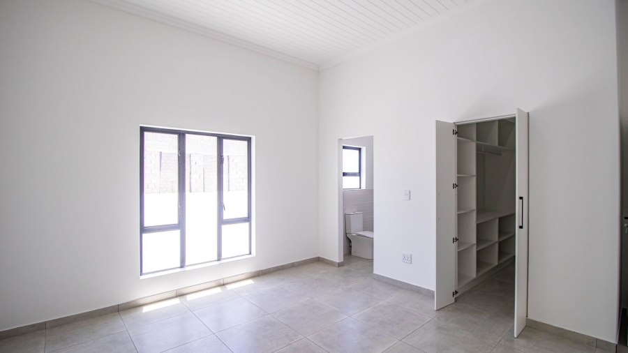 4 Bedroom Property for Sale in Atlantic Sands Private Estate Western Cape